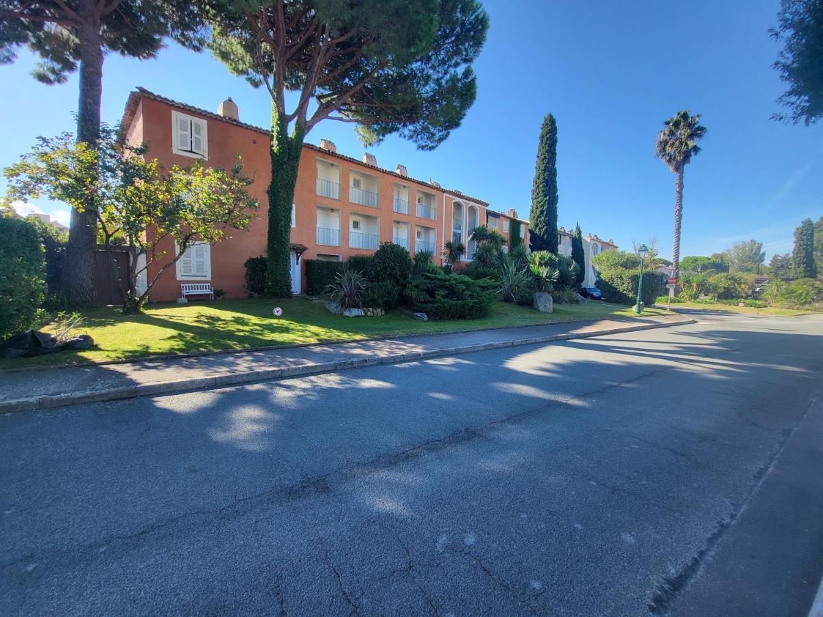 Appartement Centre Port-Grimaud Avec Vue Magnifique Sur La Giscle Exterior foto